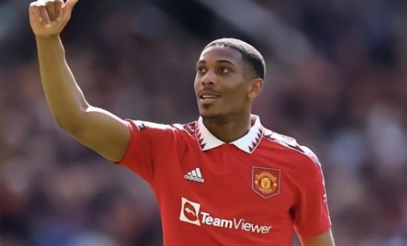 比赛跌宕起 比赛跌宕起